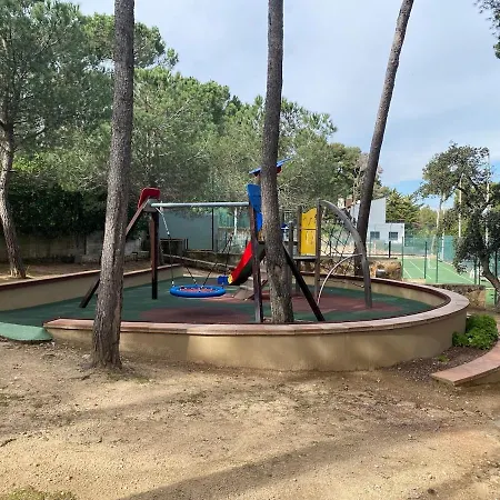 Eden Mar