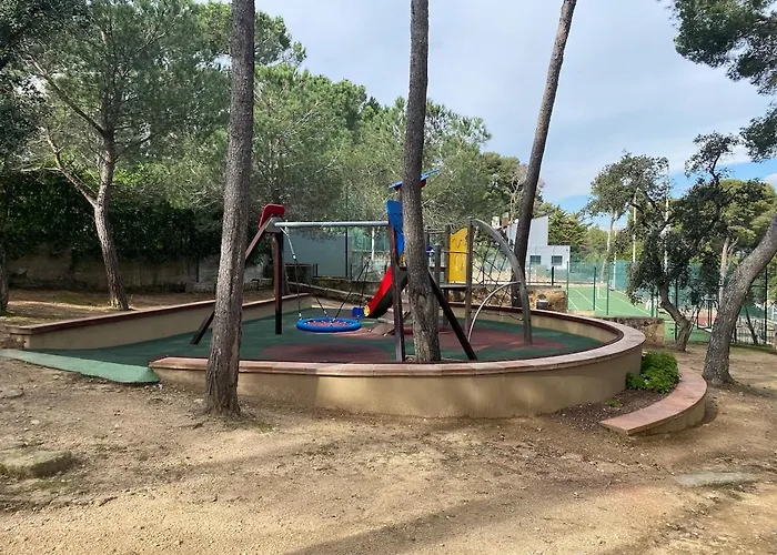 Eden Mar